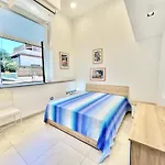 아파트 Oltremare, Just 200m From The Beach, By Alfareal 카스틸리오네 델라 페스카이아